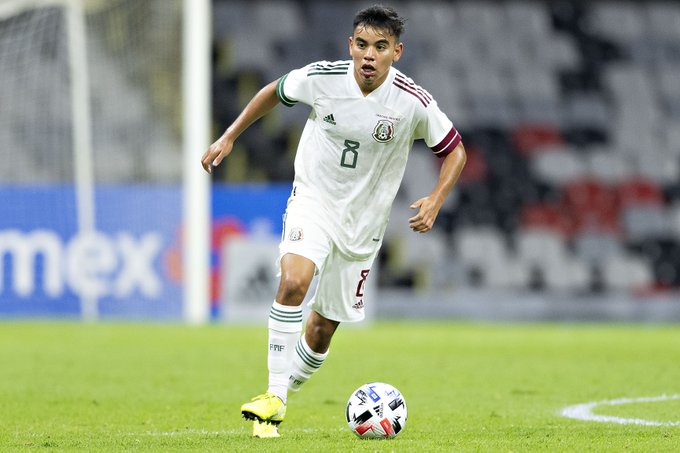 المنتخب المكسيكي يعلن إصابة أحد لاعبيه بكورونا