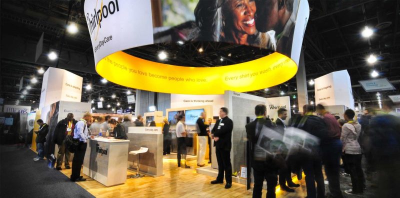 افتتاح الصالون الدولي الرقمي الأول للتجارة والتسويق