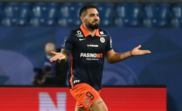 هدف ديلور مرشح أن يكون الأفضل هذا الموسم 